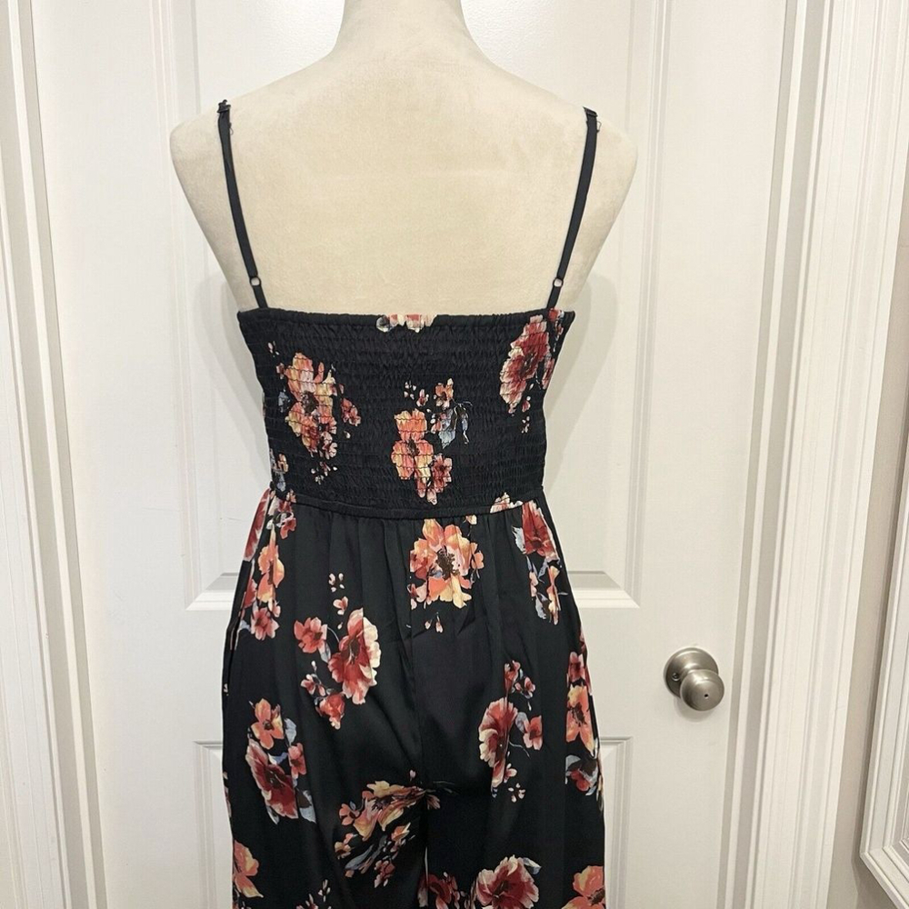 NWT Band Of‎ Gypsies Navy Jumpsuit Pink Floral- Womens Medium - Picture 15 of 16